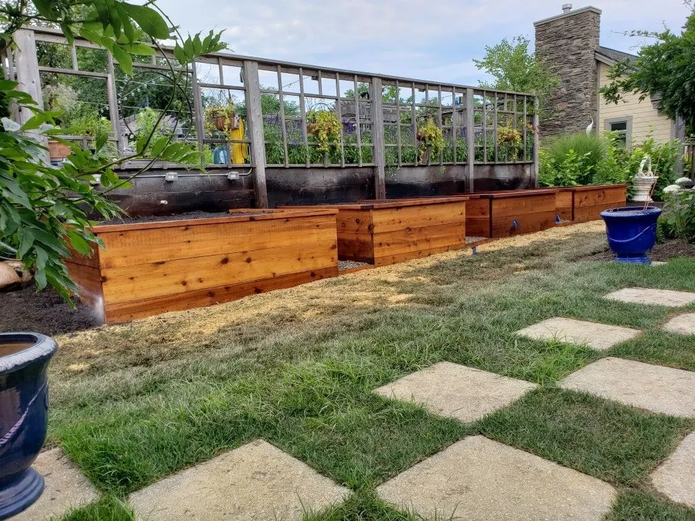 Sod, Hydro Seed and Straw Seeding